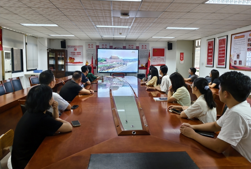007 007