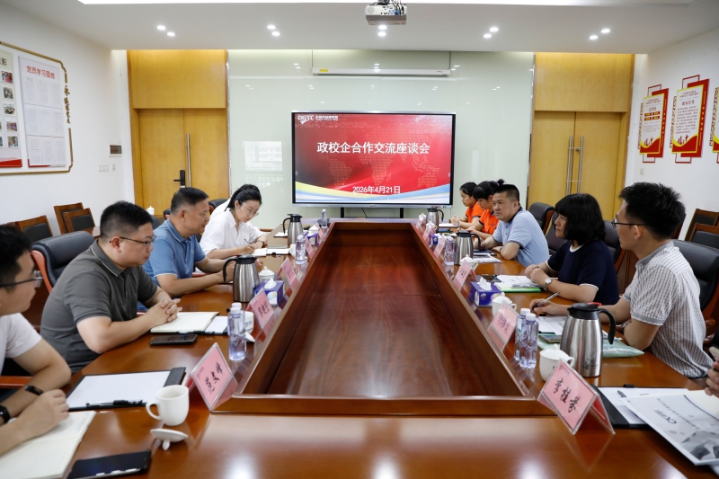 002 002